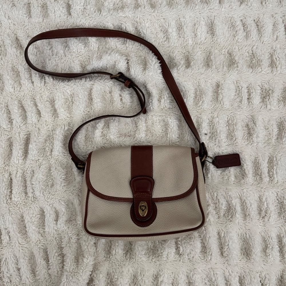 Vintage Coach USA 90s Sheridan Glenwood Cream Tan Shoulder Crossbody Bag